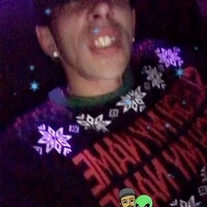 Meet your Posher, Lee